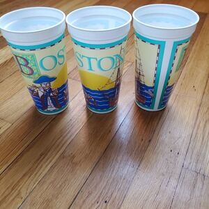 Vintage Boston set of 3 cups Louisiana plastics Inc ships soldier